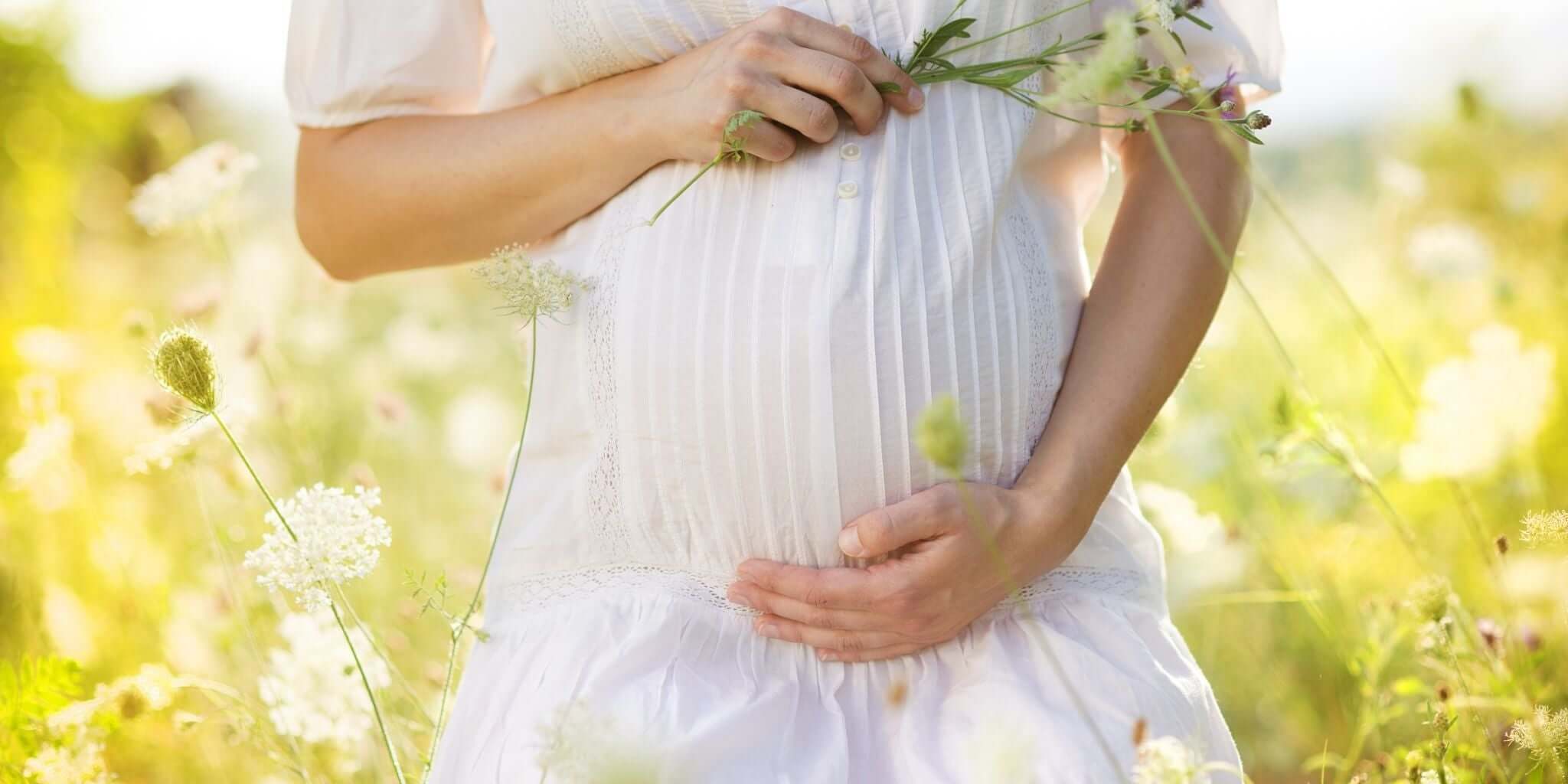 This image beautifully highlights the connection between natural fertility and maternal health.