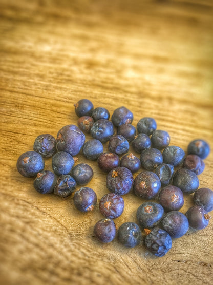 Juniper Berries Bulk - Premium Quality Dried Juniper - Juniperus Communis Berries Juniperus Tree Berry